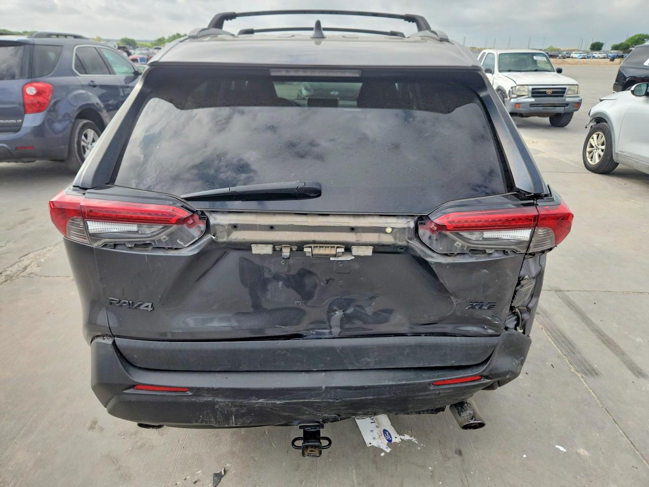 2019 TOYOTA RAV4