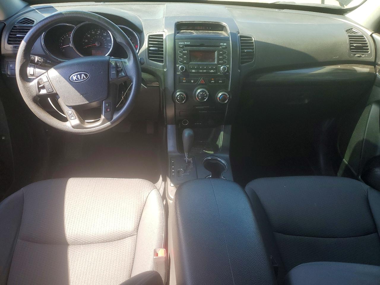 2013 KIA SORENTO