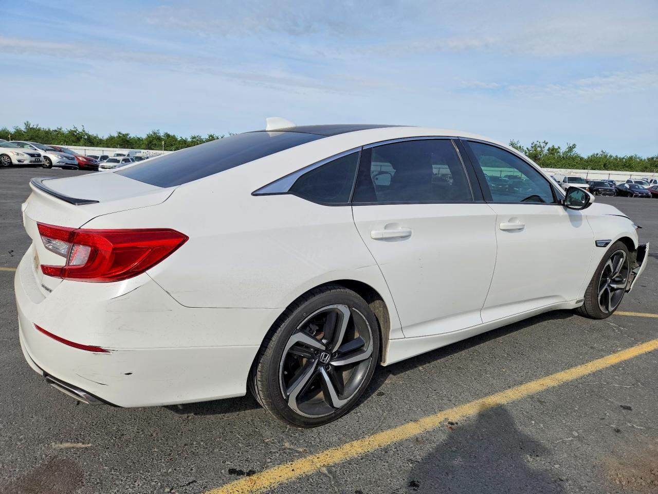 2019 HONDA ACCORD