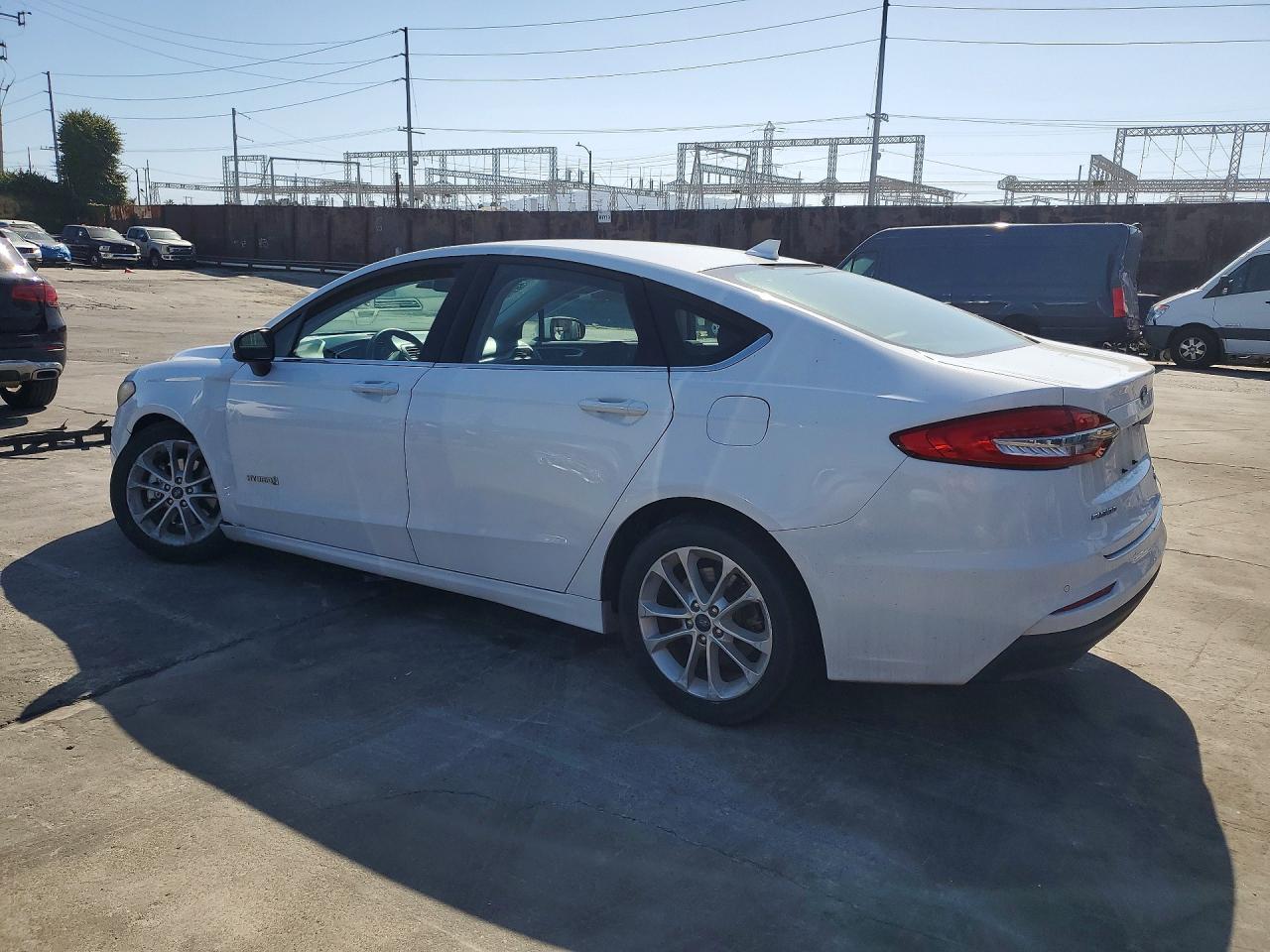 2019 FORD FUSION
