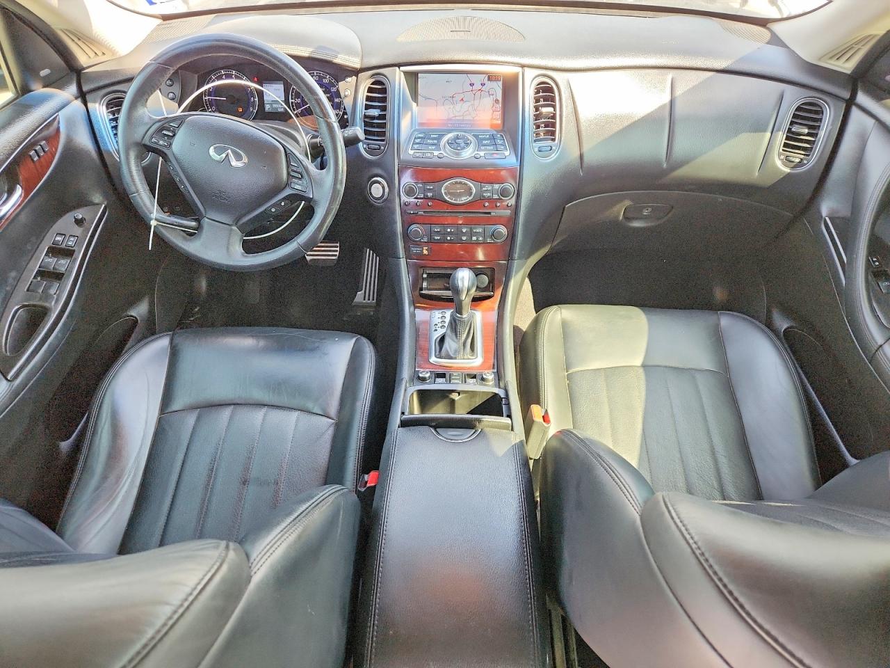 2016 INFINITI QX50
