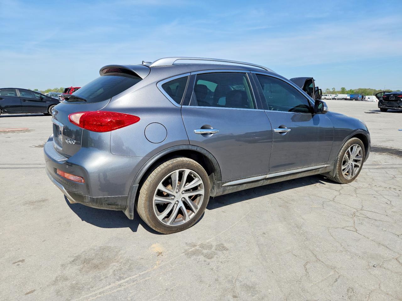 2016 INFINITI QX50