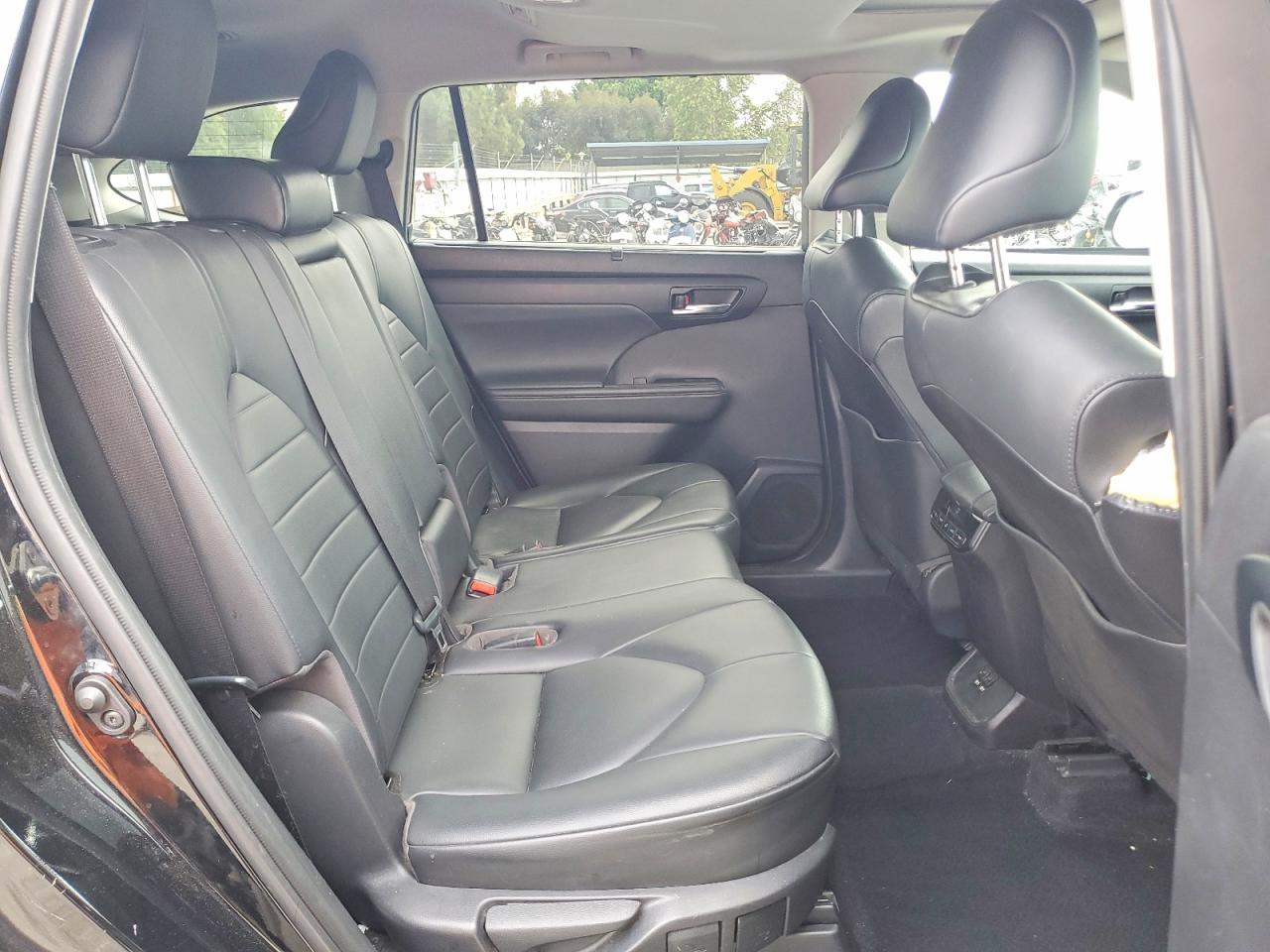2020 TOYOTA HIGHLANDER