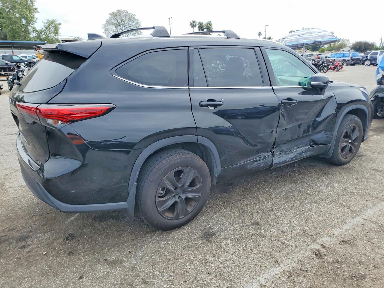 2020 TOYOTA HIGHLANDER