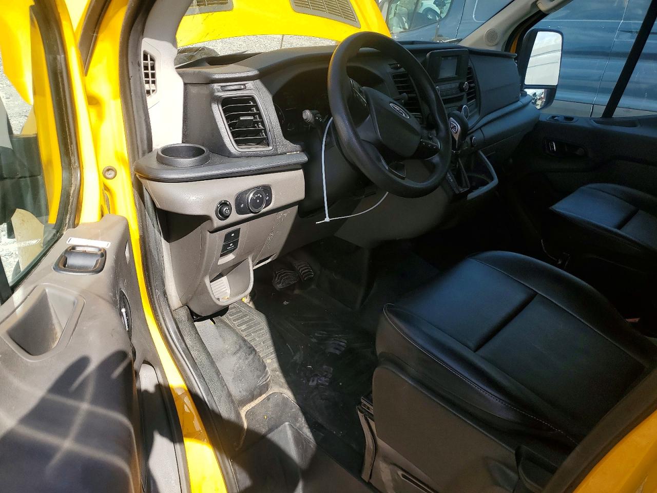 2022 FORD TRANSIT T