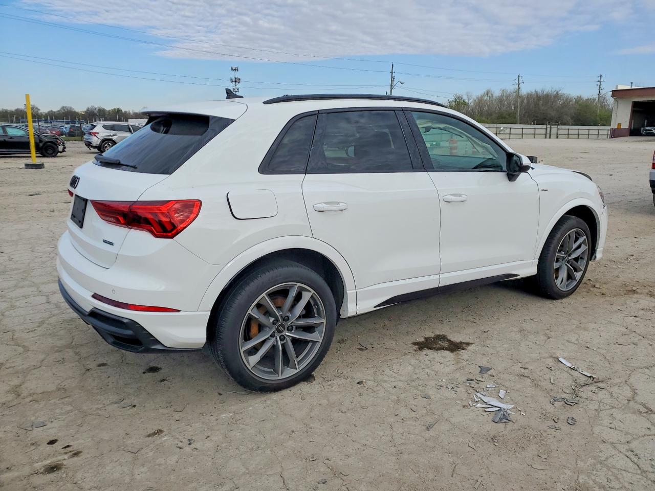 2022 AUDI Q3
