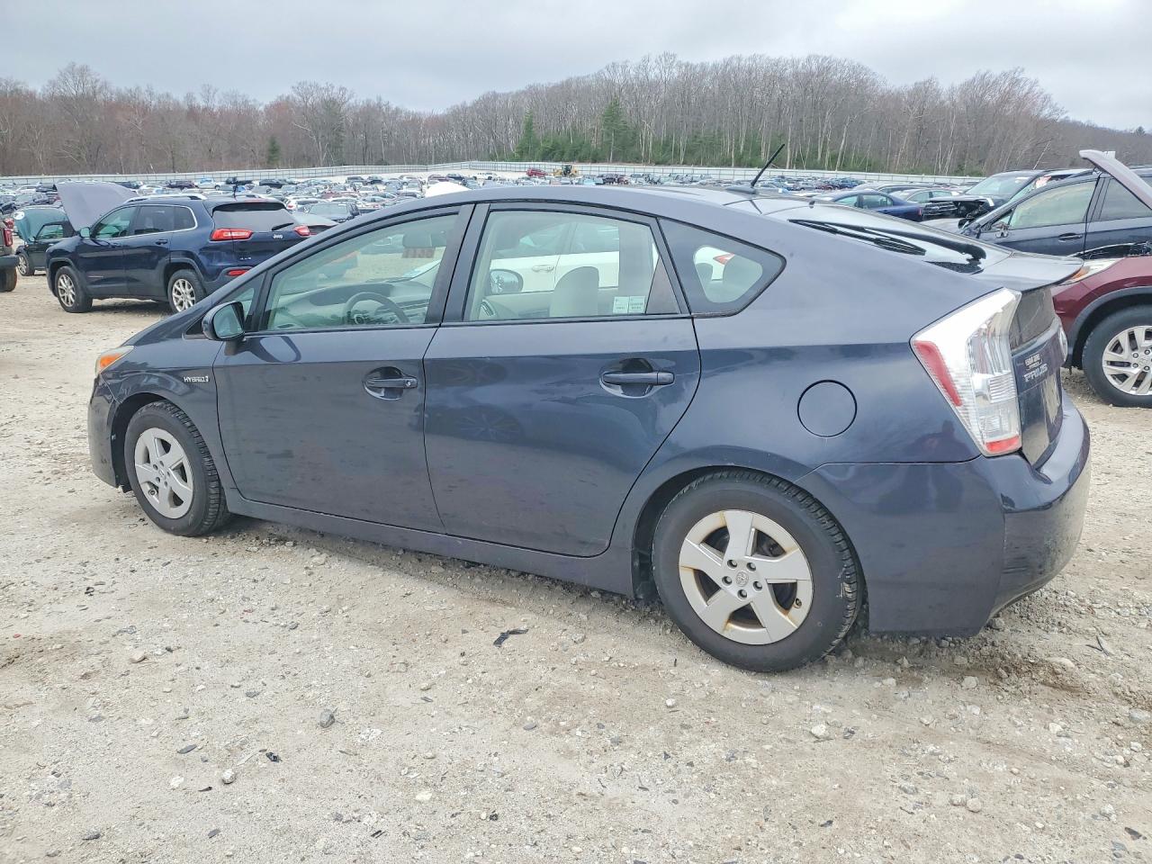 2011 TOYOTA PRIUS TWO