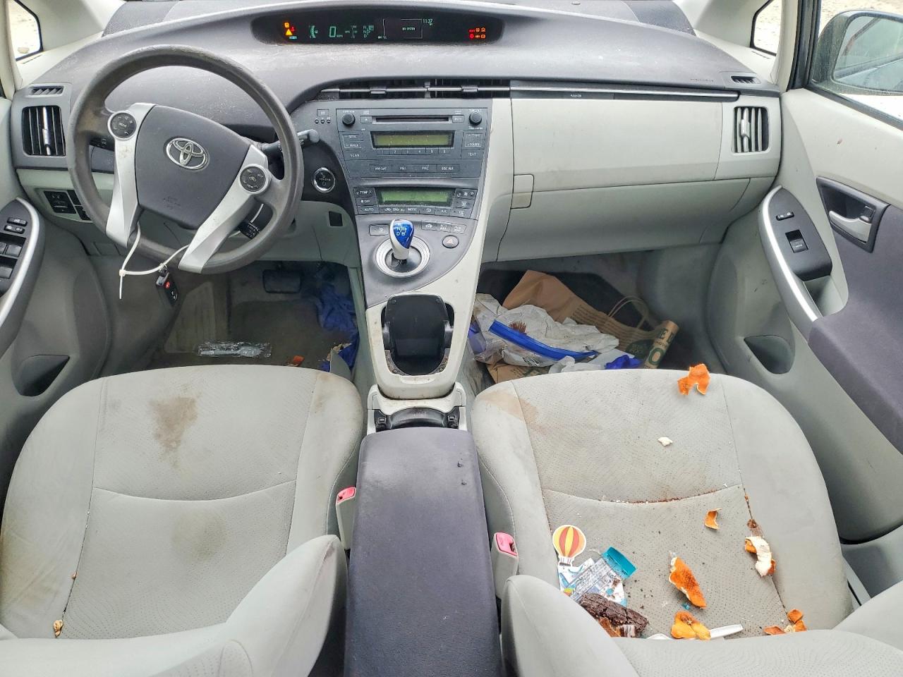 2011 TOYOTA PRIUS TWO