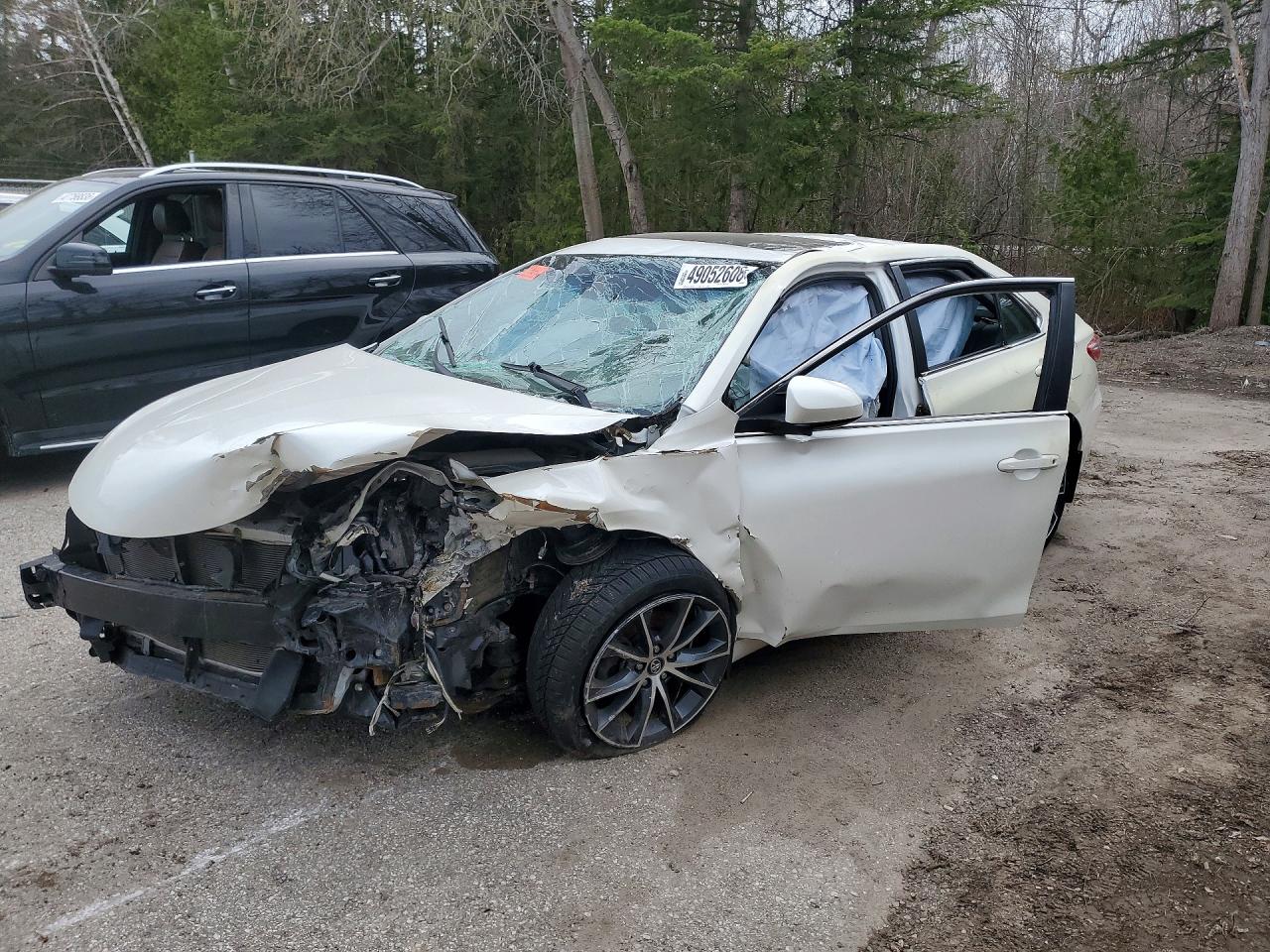 2016 TOYOTA CAMRY