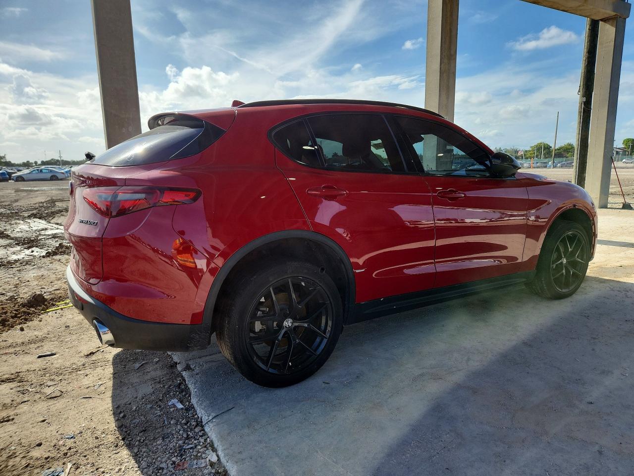 2021 ALFA ROMEO STELVIO