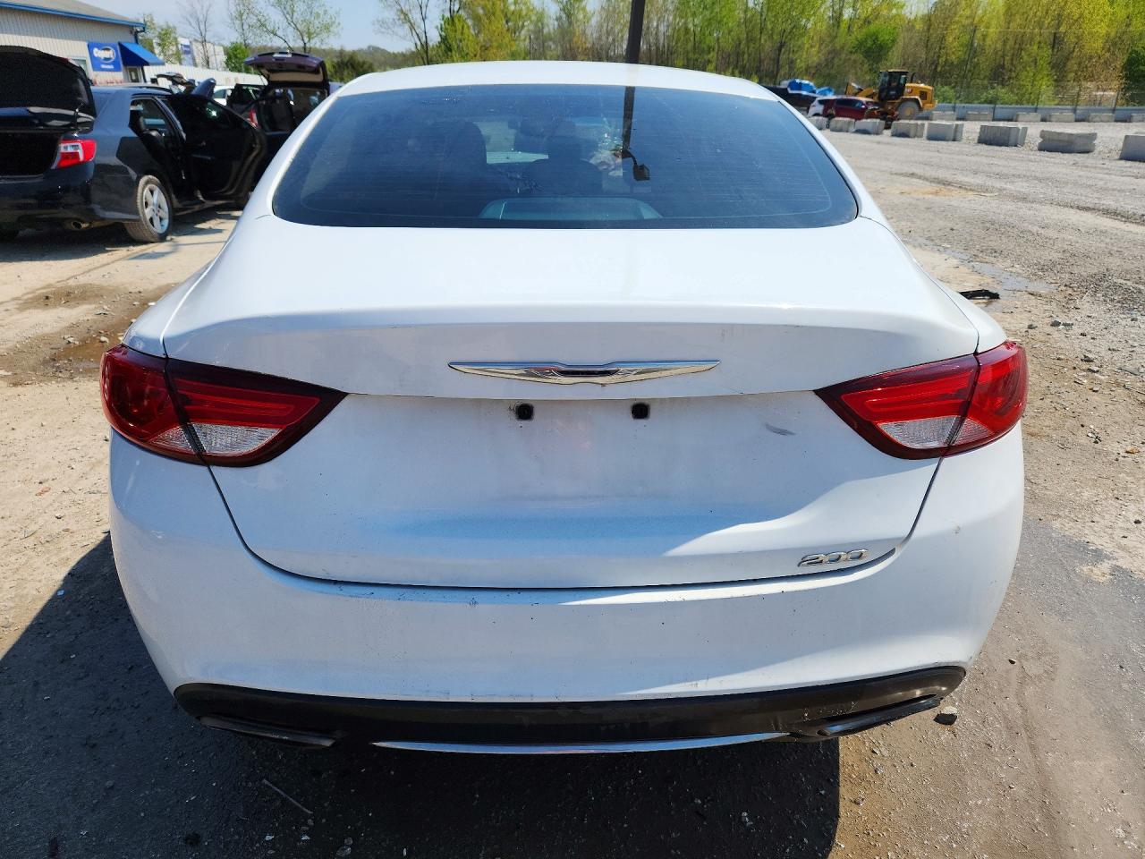 2015 CHRYSLER 200