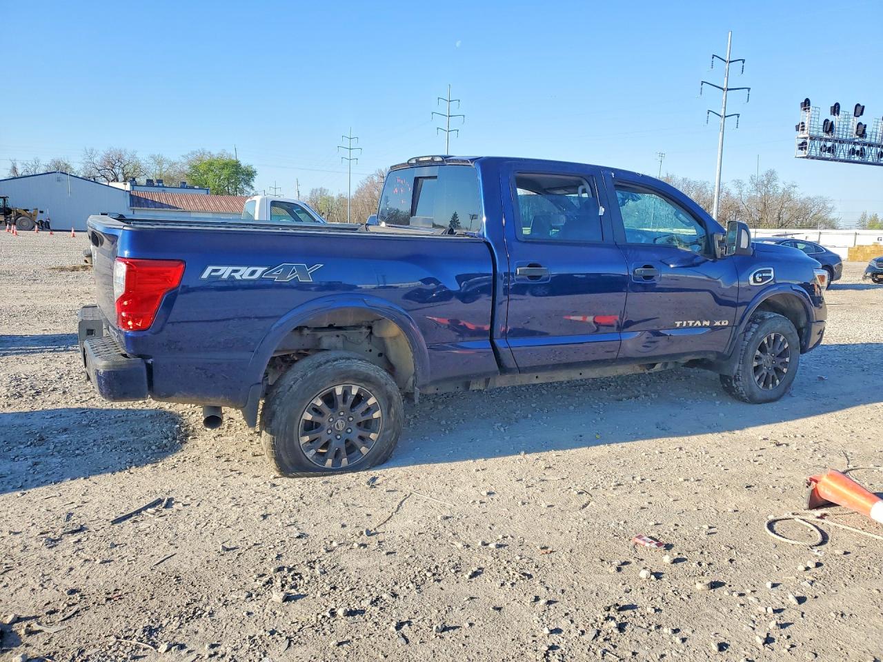 2018 NISSAN TITAN