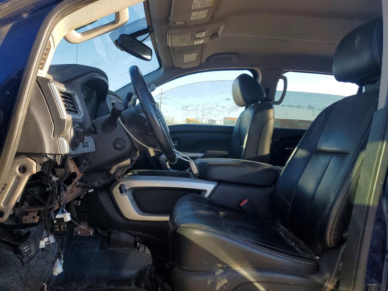 2018 NISSAN TITAN
