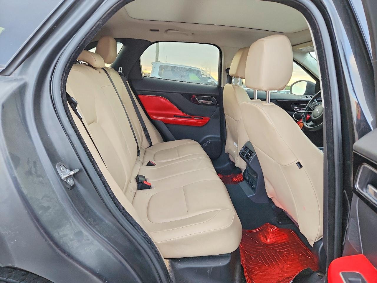 2018 JAGUAR F-PACE