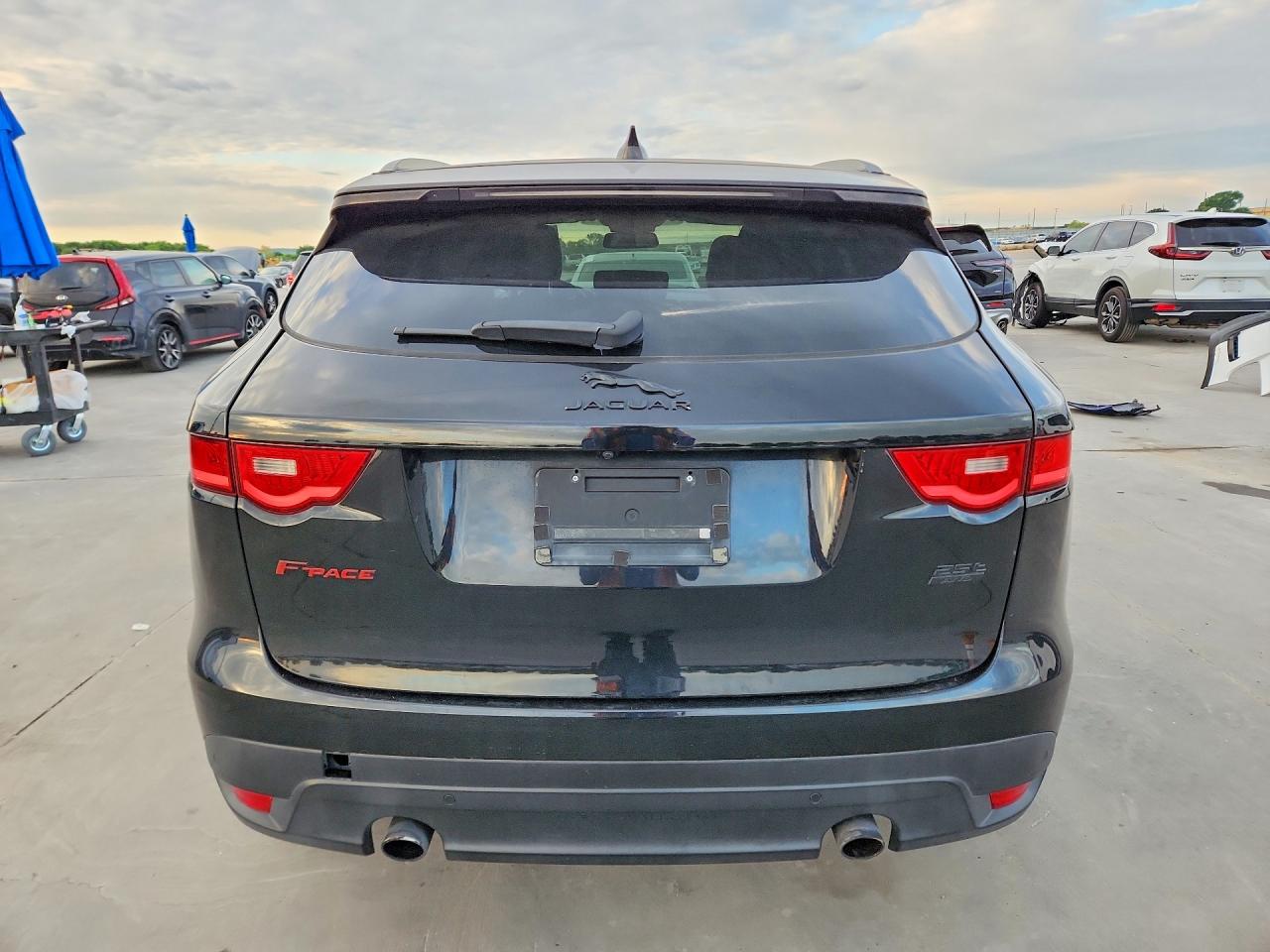 2018 JAGUAR F-PACE