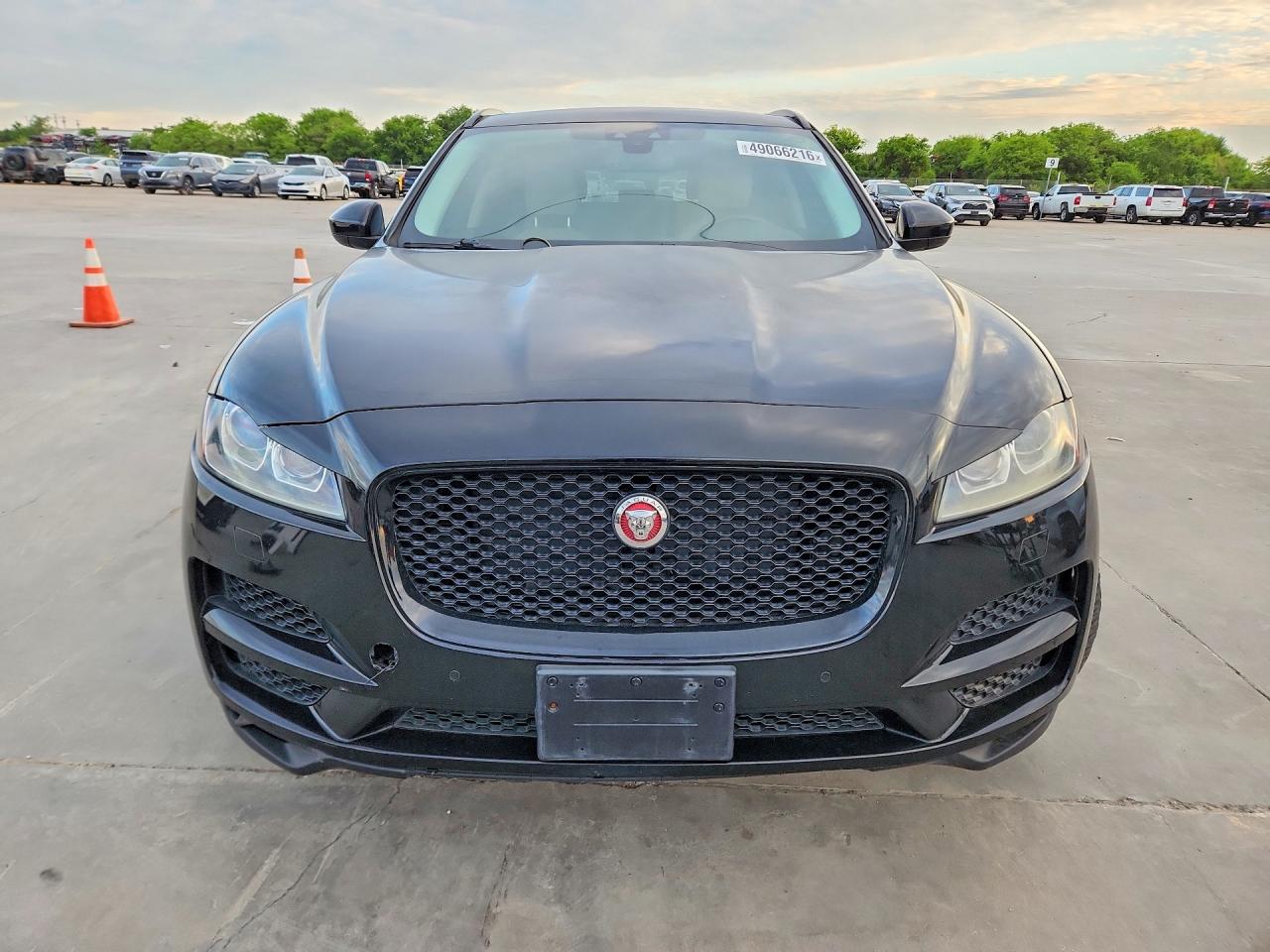 2018 JAGUAR F-PACE
