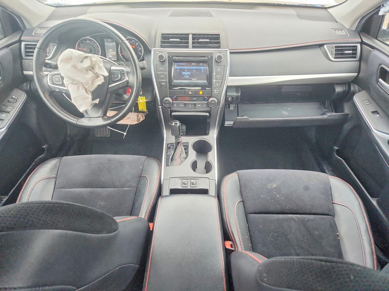 2015 TOYOTA CAMRY