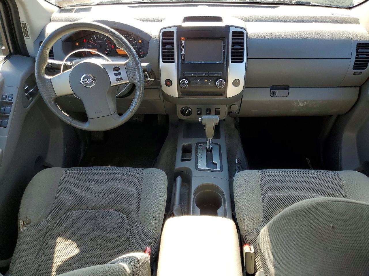 2010 NISSAN FRONTIER