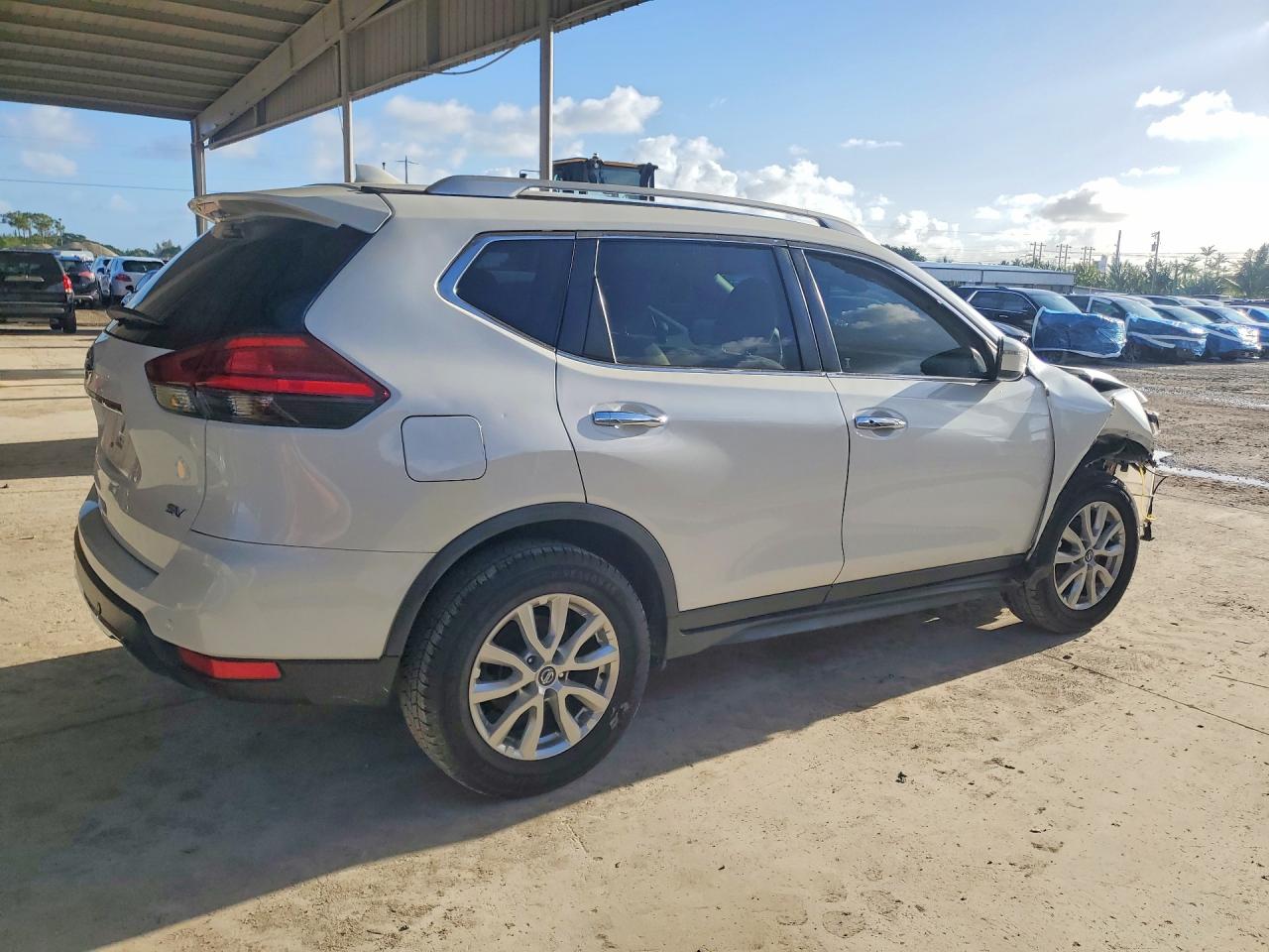 2020 NISS ROGUE
