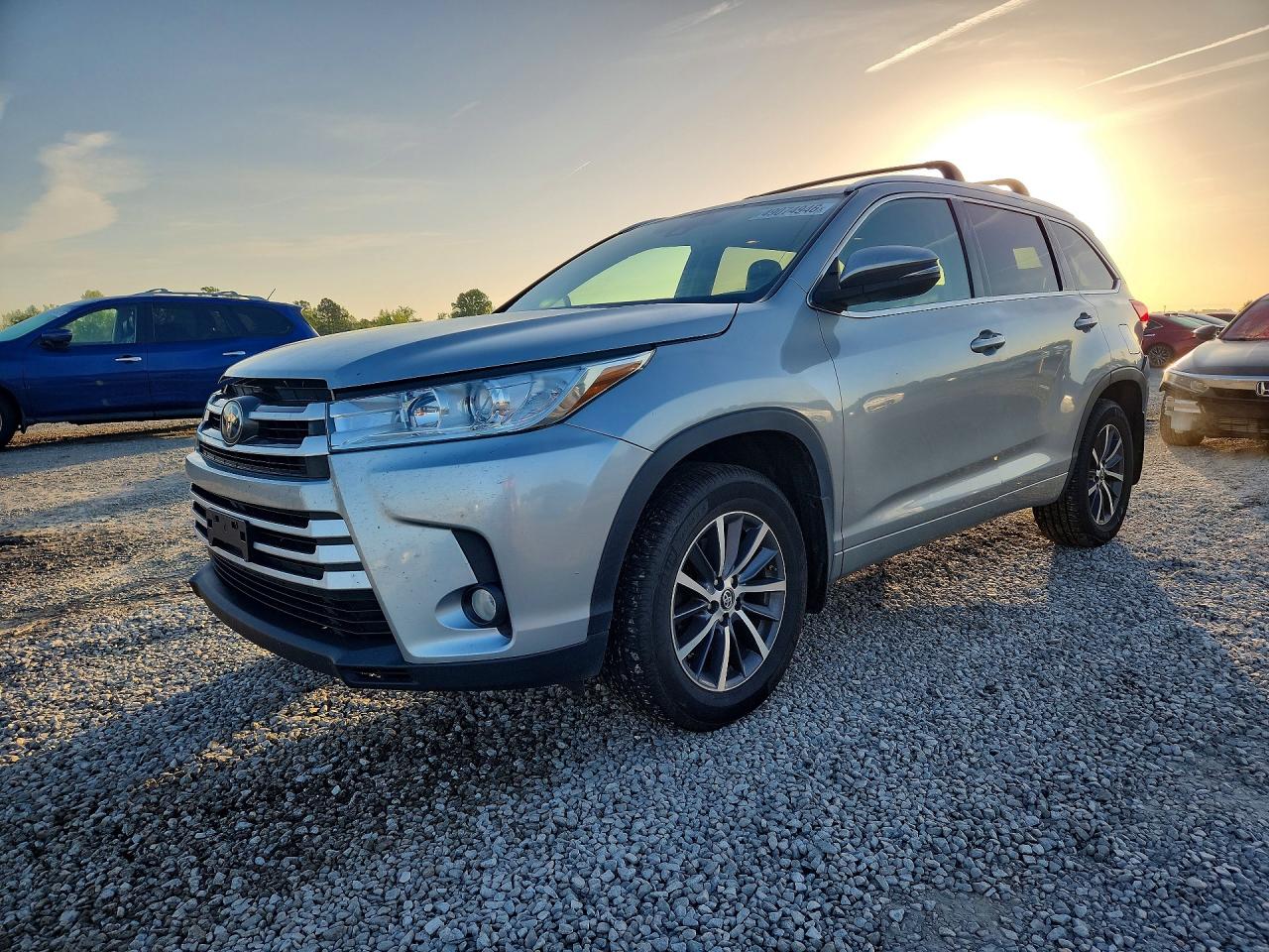 2017 TOYOTA HIGHLANDER