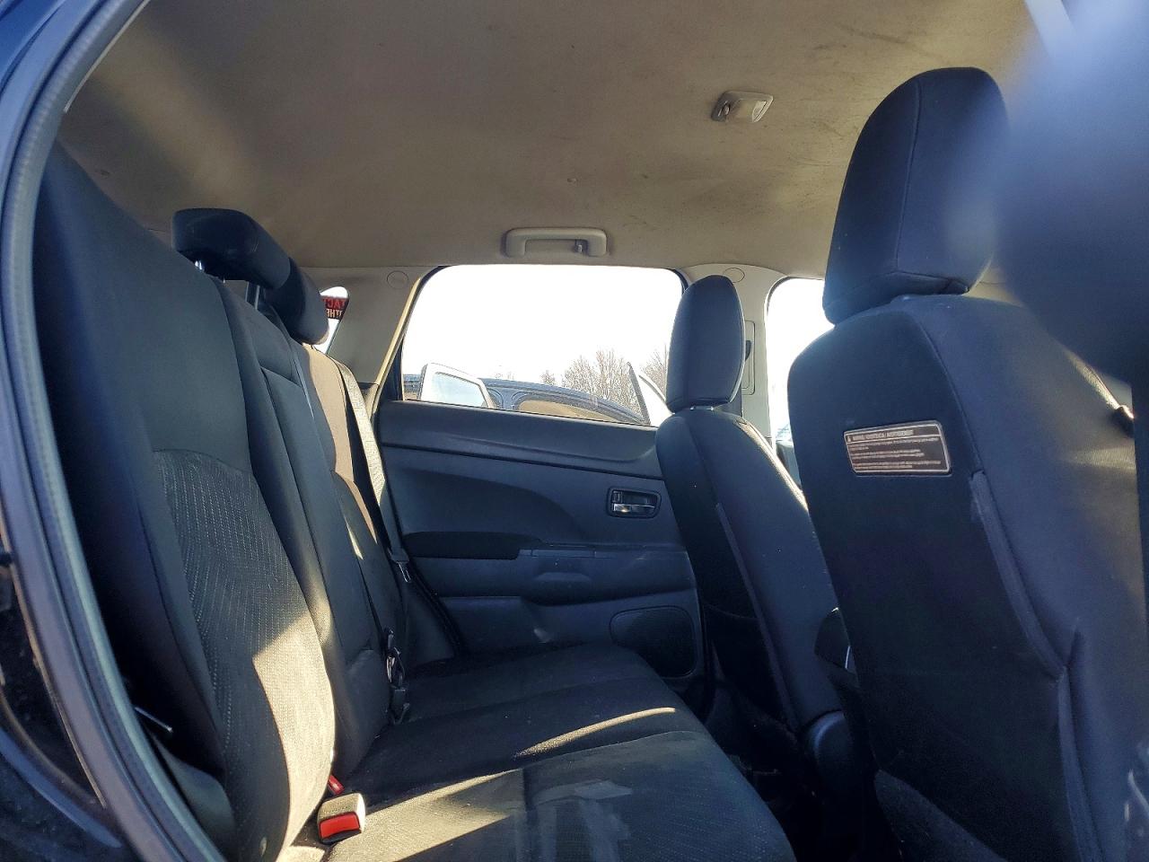 2015 MITSUBISHI OUTLANDER