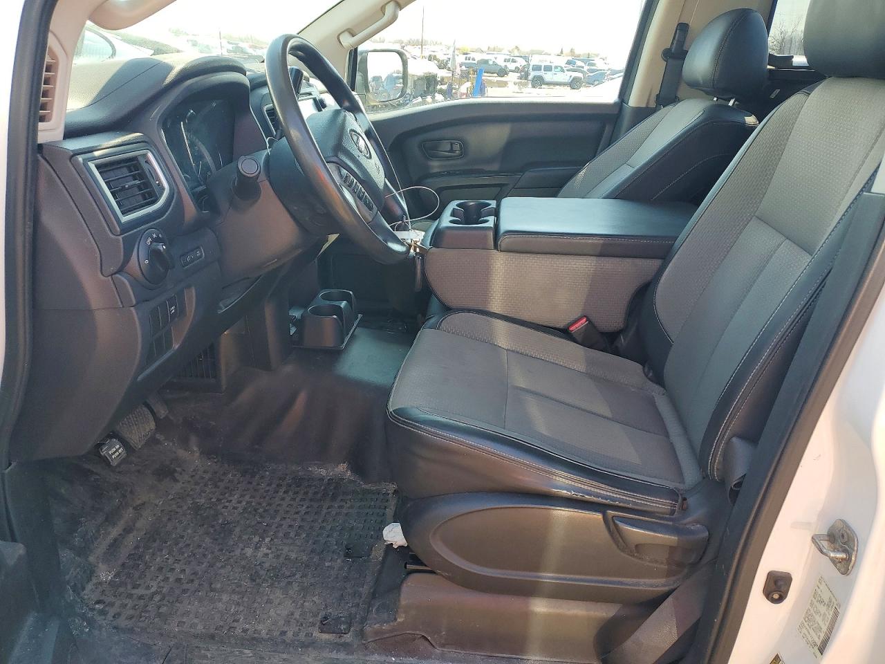 2019 NISSAN TITAN