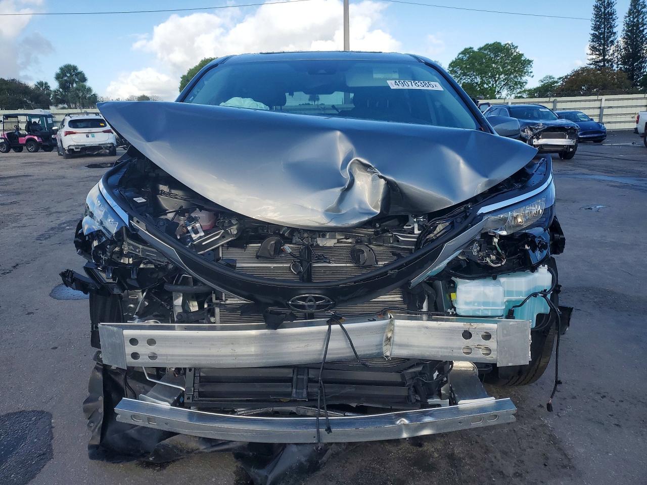 2026 TOYOTA SIENNA