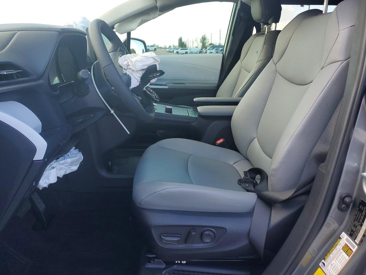 2026 TOYOTA SIENNA
