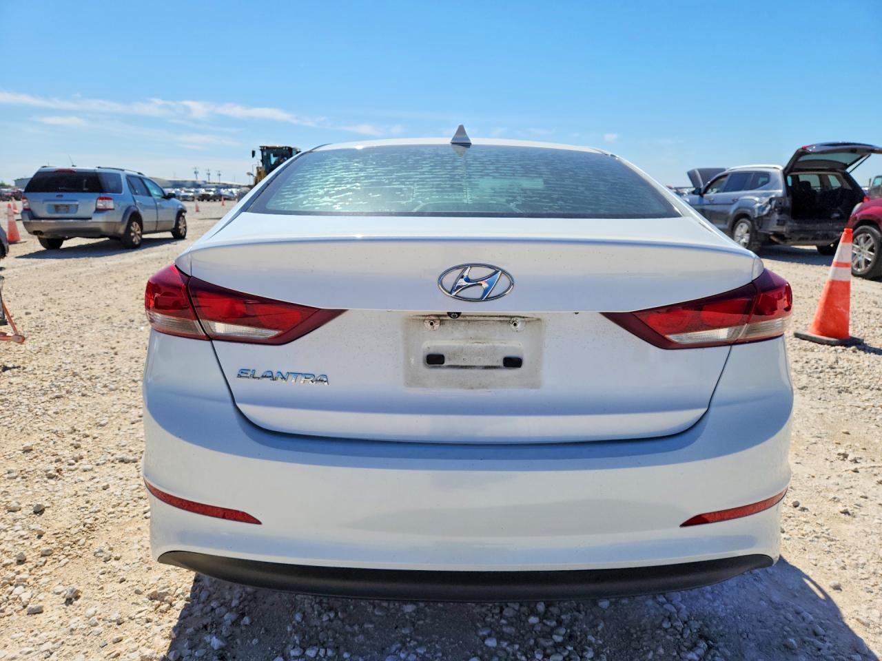2018 HYUNDAI ELANTRA