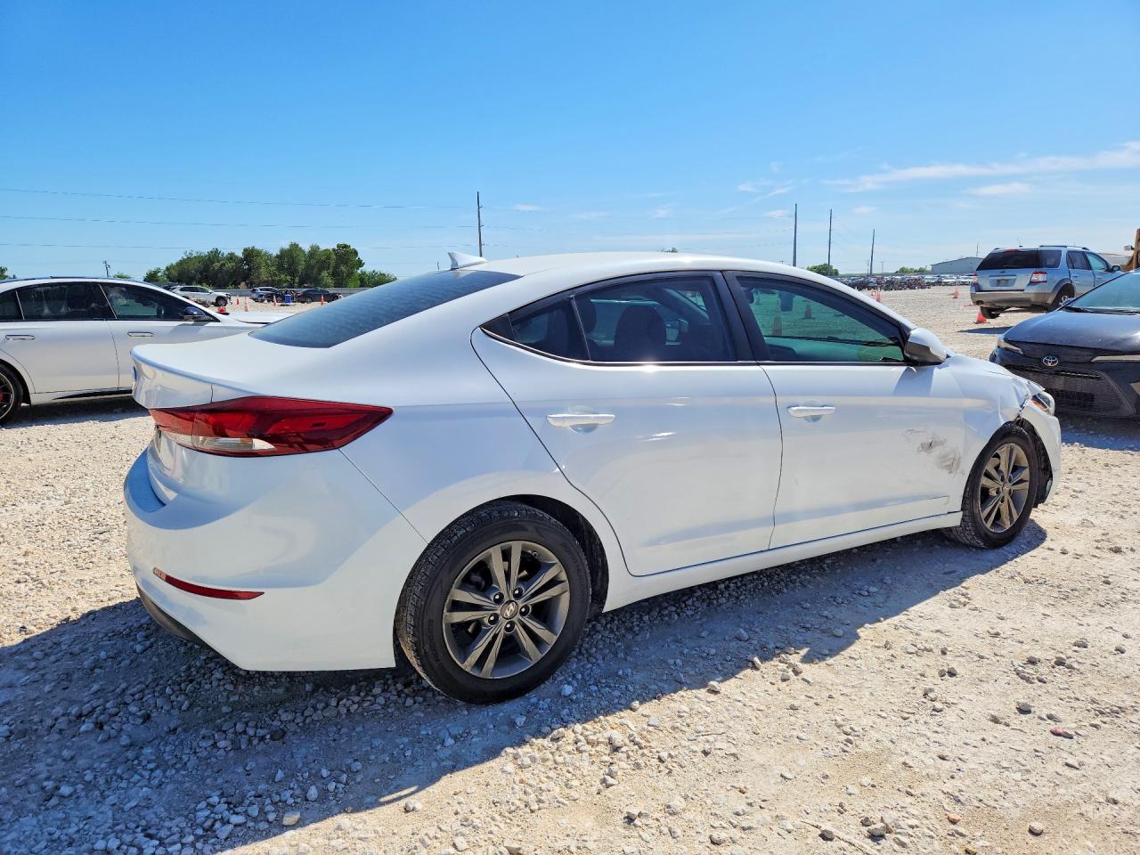 2018 HYUNDAI ELANTRA