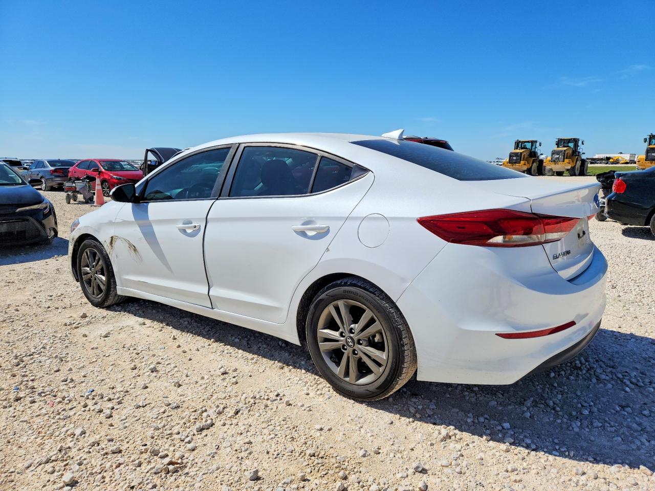 2018 HYUNDAI ELANTRA