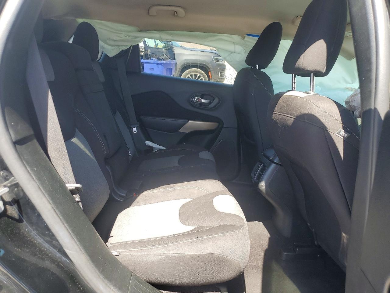 2018 JEEP CHEROKEE