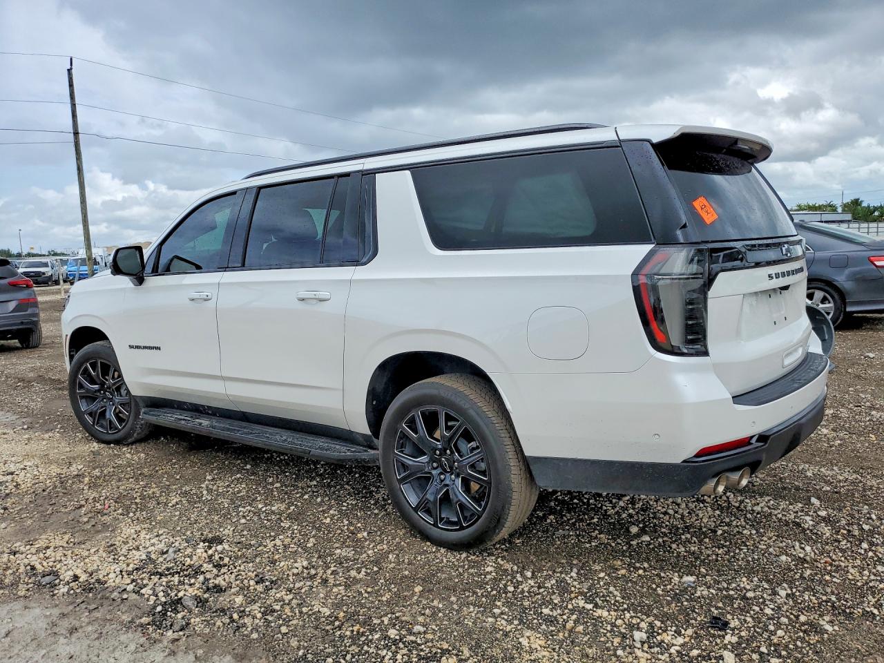 2025 CHEVROLET SUBURBAN
