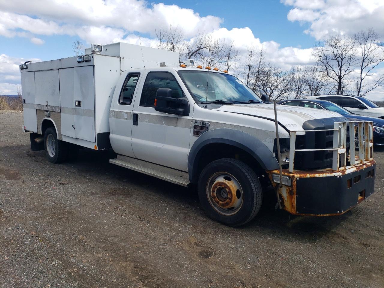 2010 FORD F550