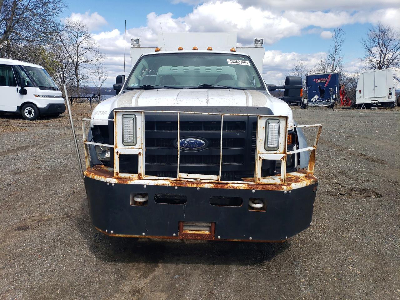 2010 FORD F550