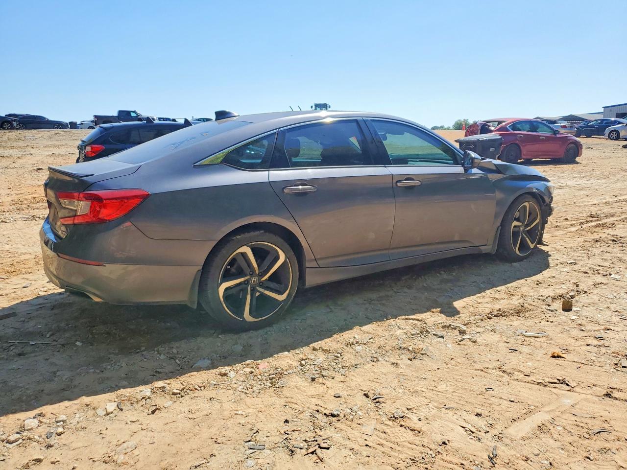 2018 HONDA ACCORD