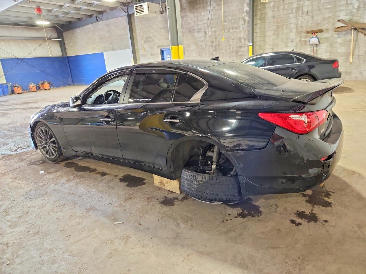 2016 INFINITI Q50