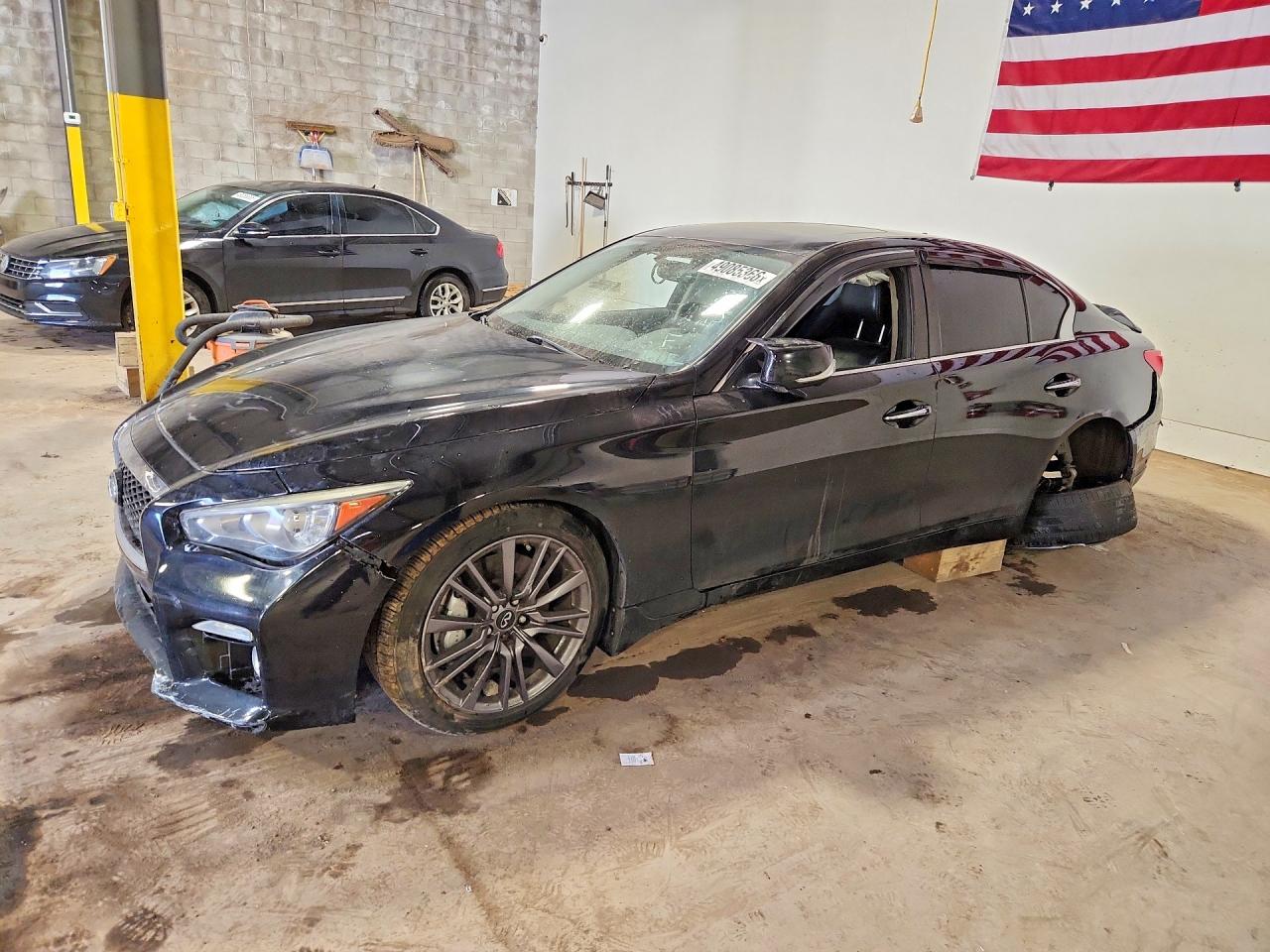 2016 INFINITI Q50