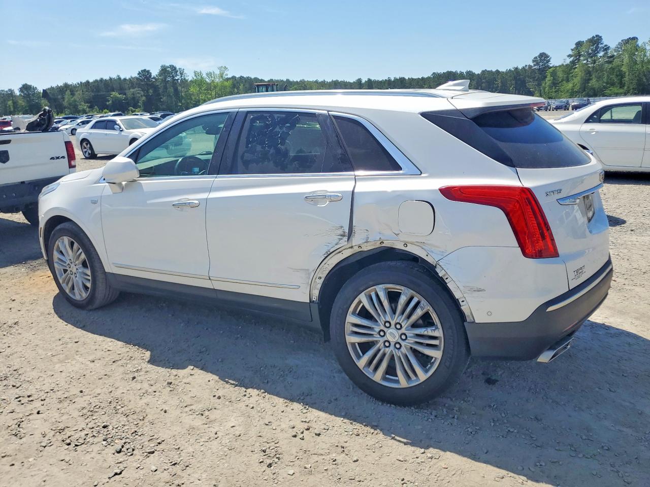 2018 CADILLAC XT5