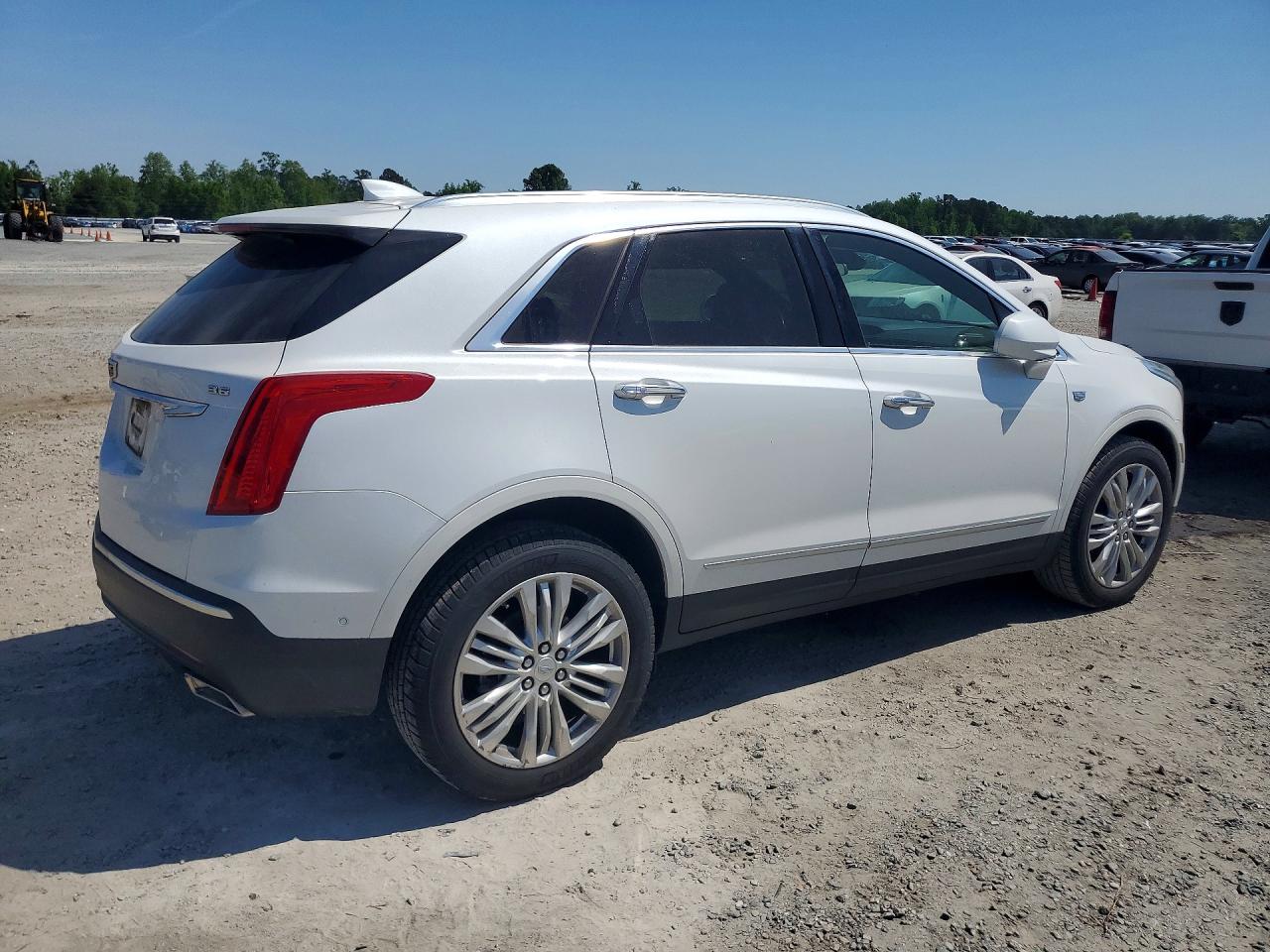 2018 CADILLAC XT5