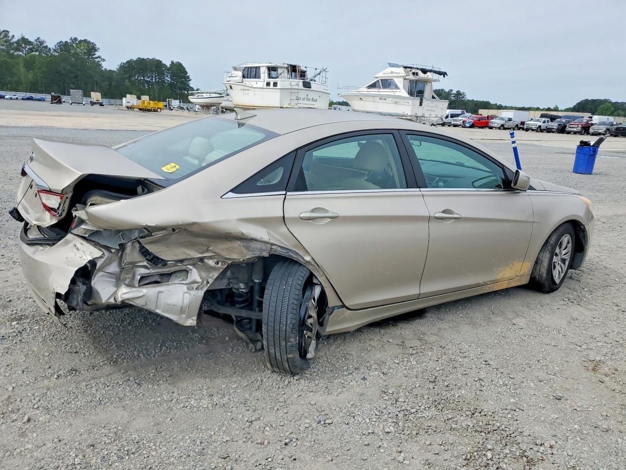 2011 HYUNDAI SONATA