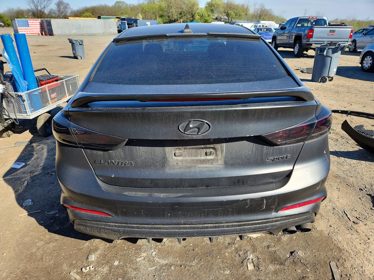2018 HYUNDAI ELANTRA