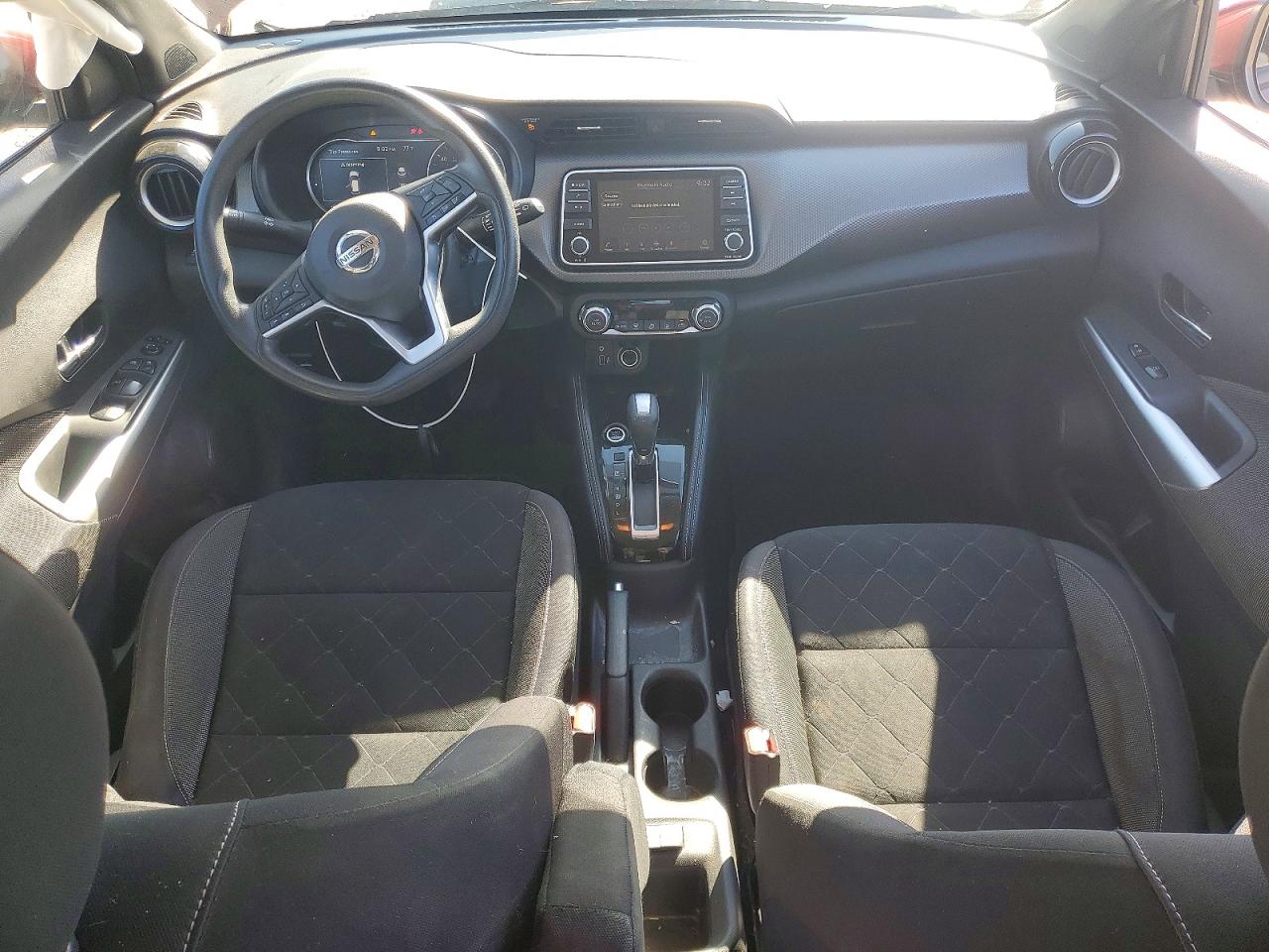 2019 NISSAN KICKS