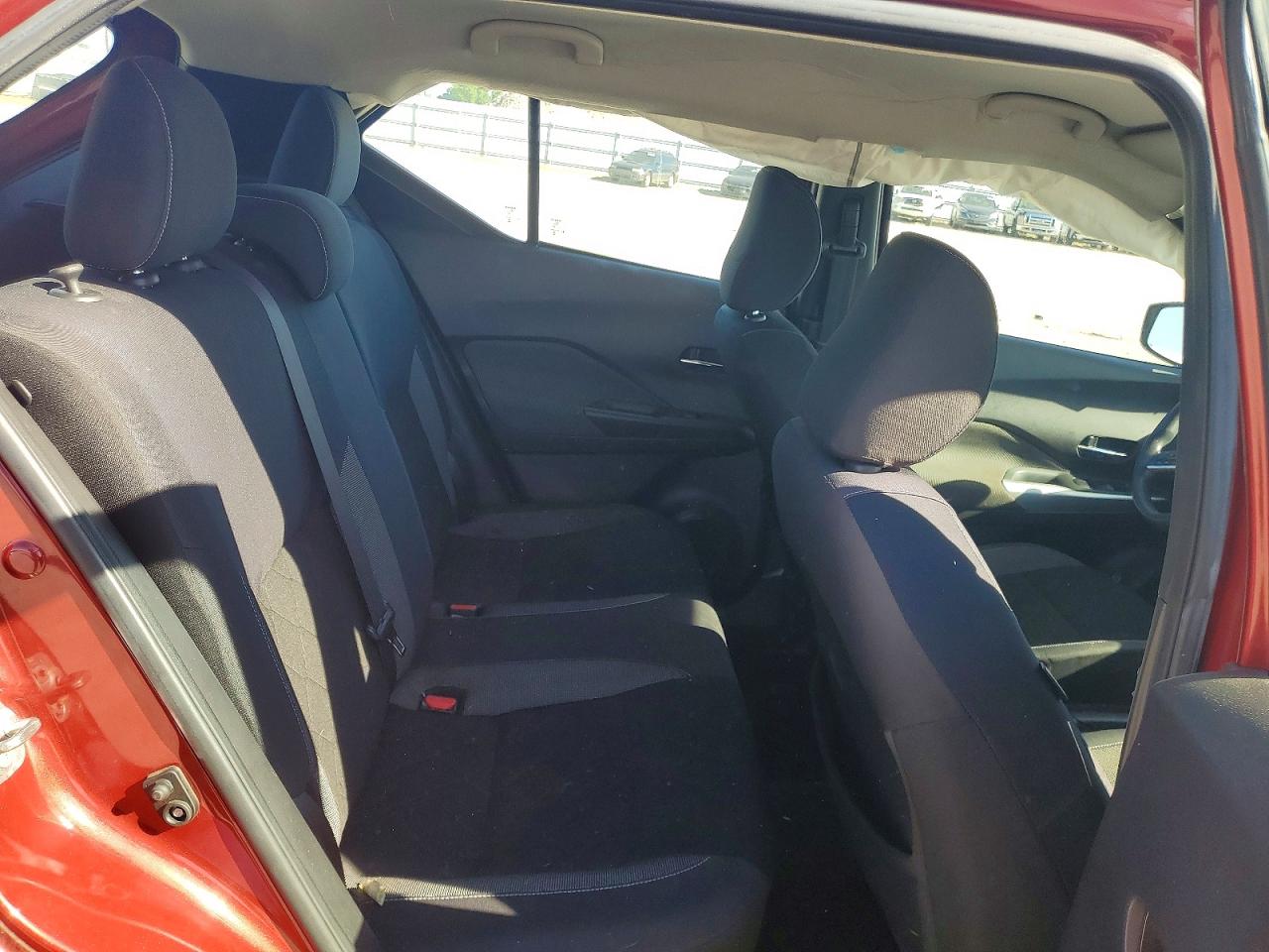 2019 NISSAN KICKS