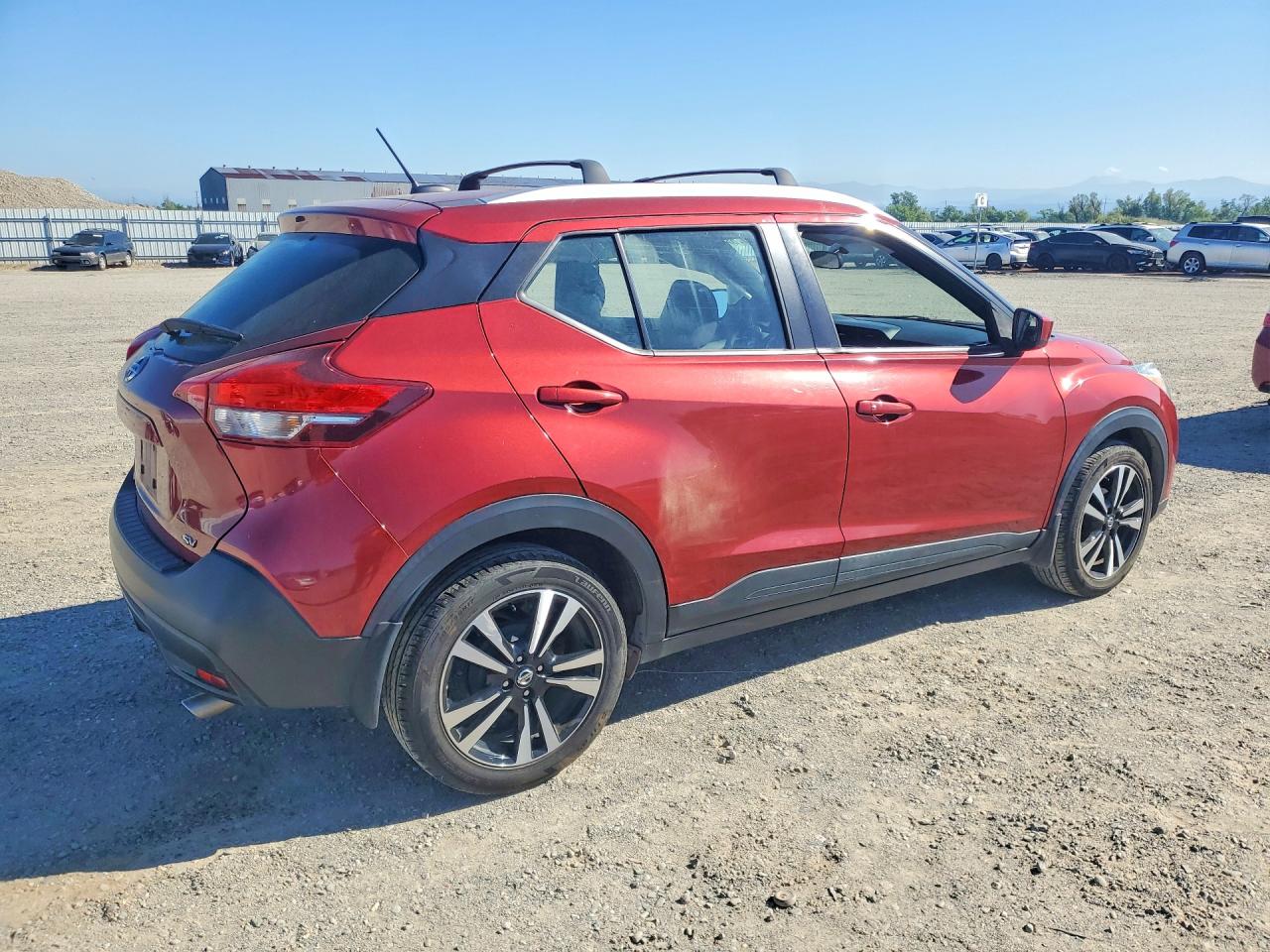 2019 NISSAN KICKS