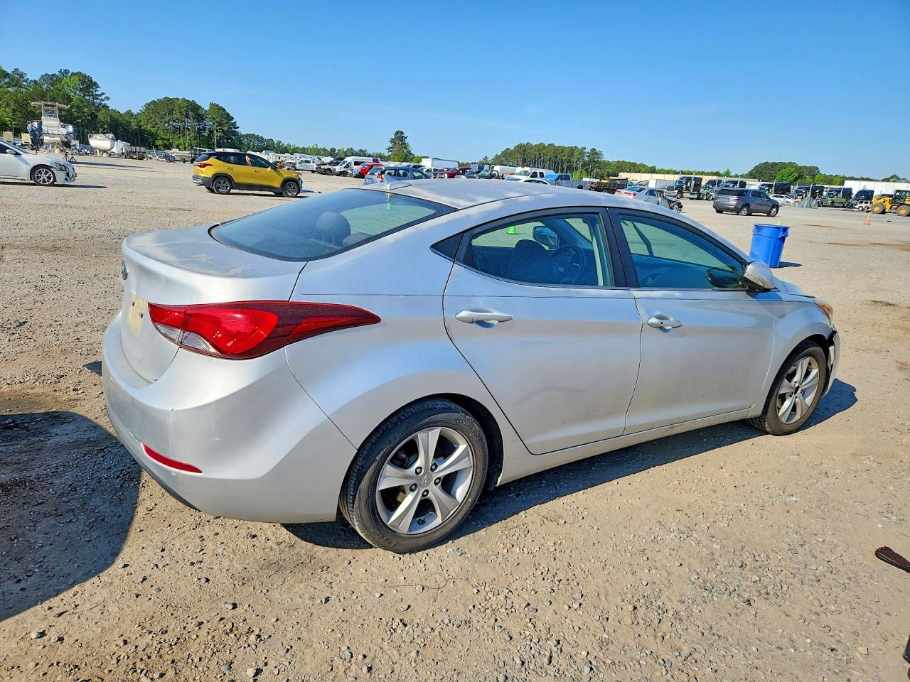 2016 HYUNDAI ELANTRA