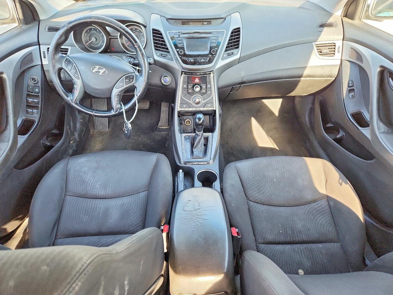 2016 HYUNDAI ELANTRA