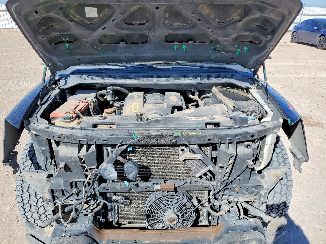 2004 NISSAN TITAN