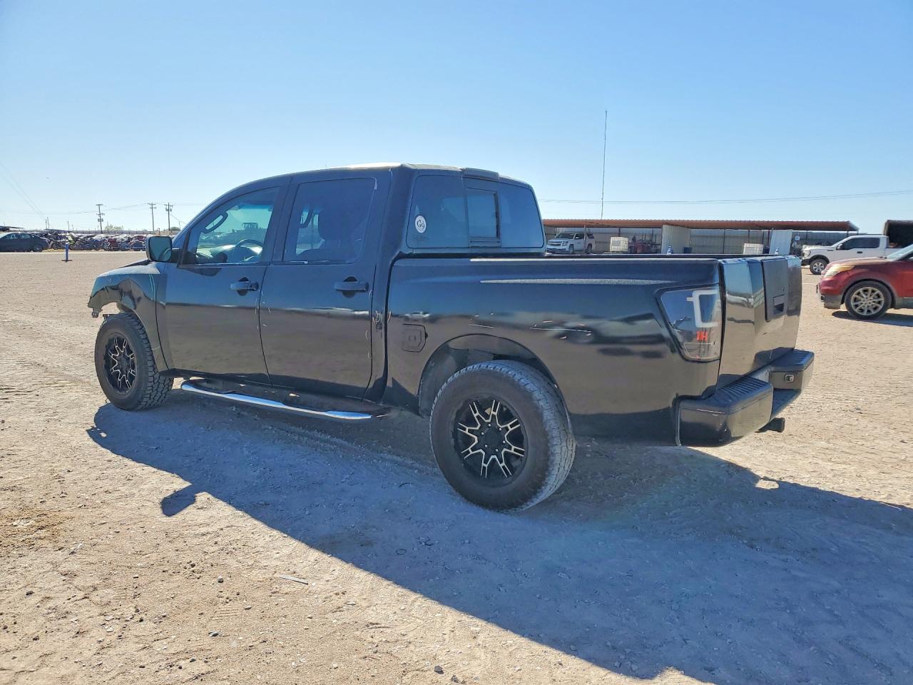 2004 NISSAN TITAN