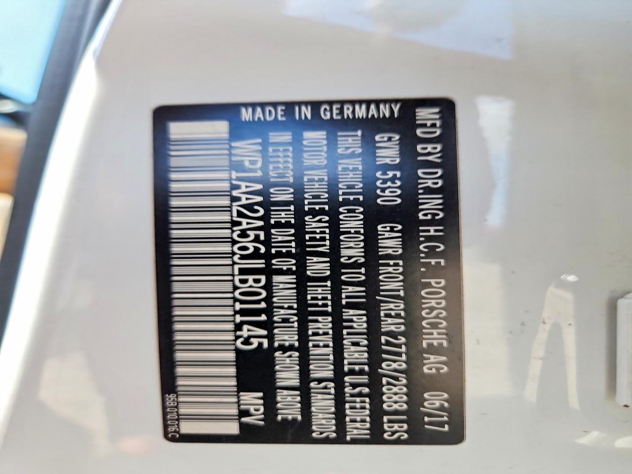 2018 PORSCHE MACAN